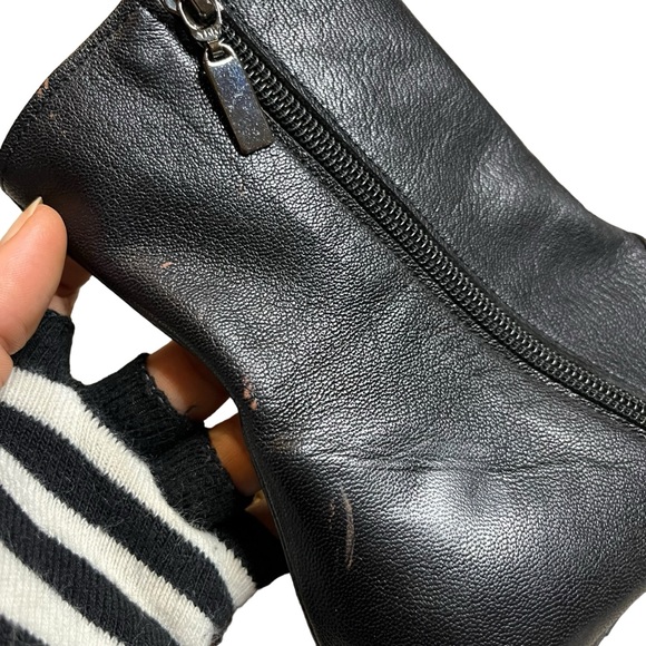 Vintage mid calf square toed black boots - Picture 3 of 9